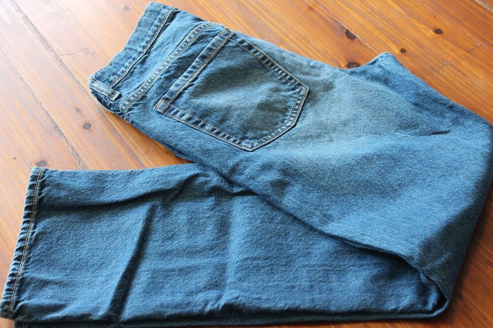 OLD NAVY Jeans Boys Youth Size 16 Regular Loose Bootcut Blue Denim Modern *CLEAN